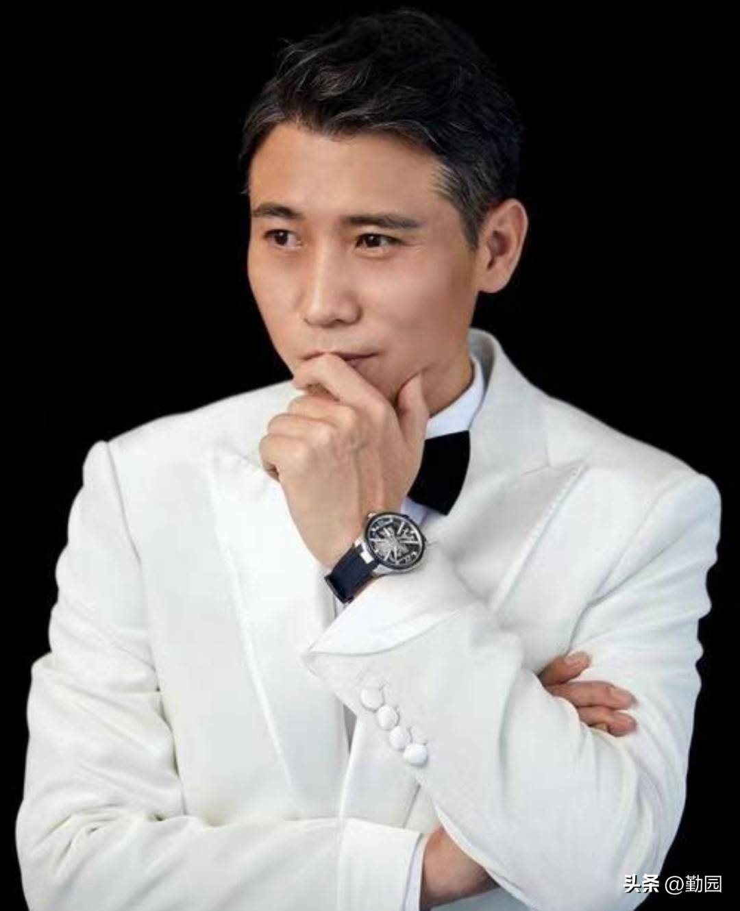 从自费生到影帝!李乃文逆袭之路靠“有味道”的台词炼成演技派